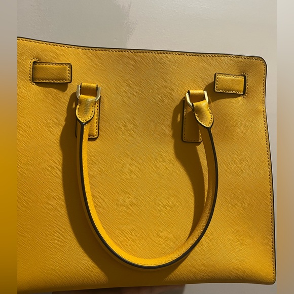 Michael Kors Dillon Satchel - Picture 4 of 4